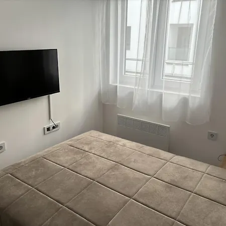 Apartment Good Vibes